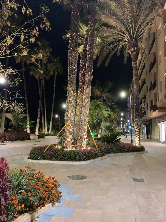 Marina Apartment Beach Estepona Eksteriør billede