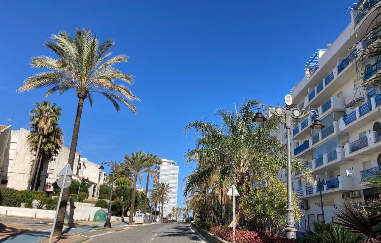 Marina Apartment Beach Estepona Eksteriør billede