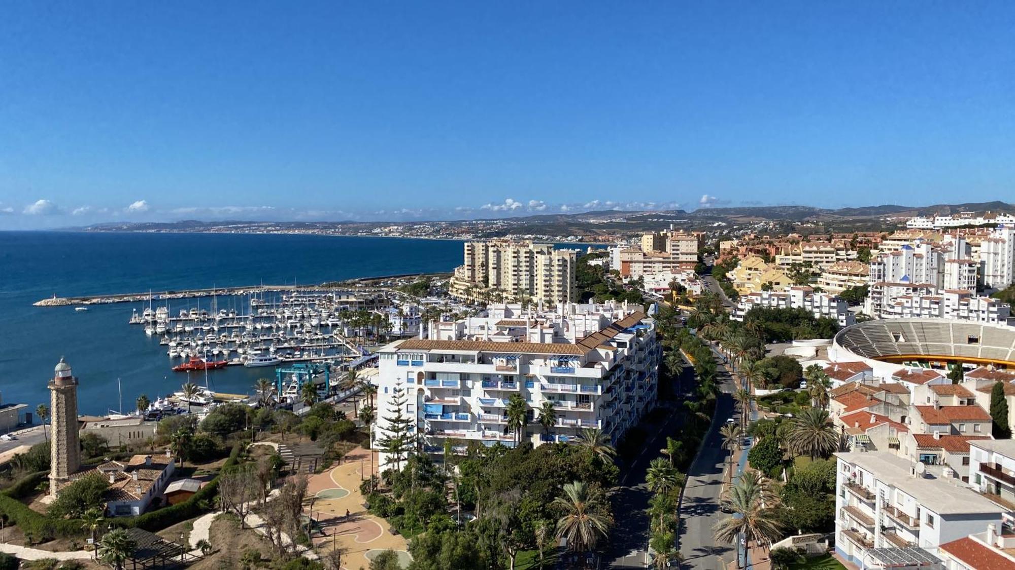 Marina Apartment Beach Estepona Eksteriør billede